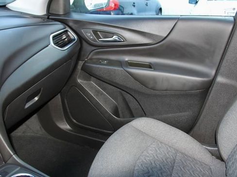 Used 2023 Chevrolet Equinox LT image 26