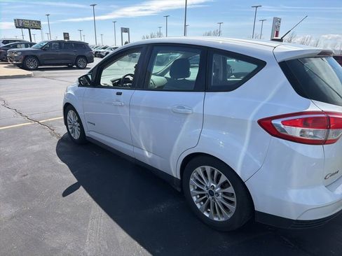 Used 2017 Ford C-MAX SE FWD image 4