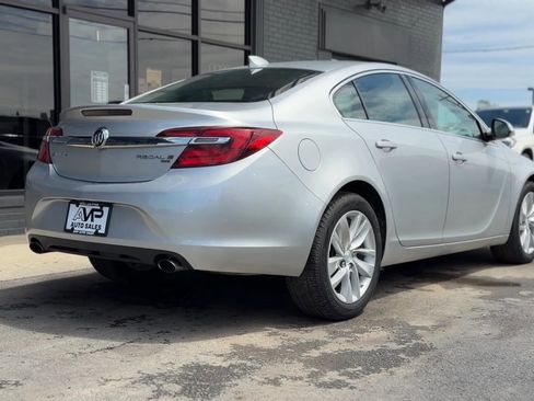 Used 2016 Buick Regal AWD image 2