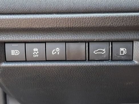 Used 2025 Toyota Camry LE FWD image 23