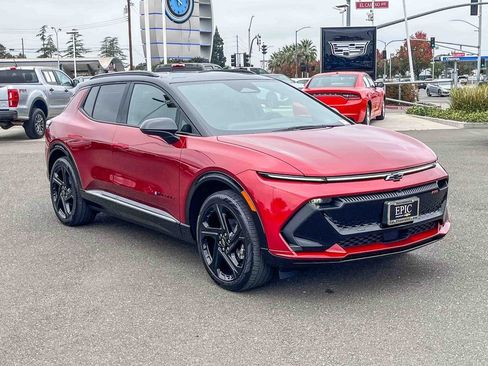 New 2026 Chevrolet Equinox EV RS image 5