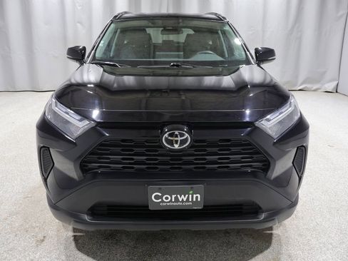 Used 2025 Toyota RAV4 XLE AWD/4WD image 7