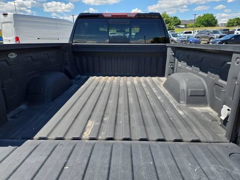 Used 2022 Chevrolet Silverado 1500 LTZ w/ LTZ Convenience Package II AWD/4WD image 33