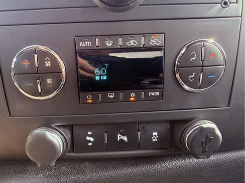 Used 2013 Chevrolet Silverado 1500 LT w/ All-Star Edition AWD/4WD image 11