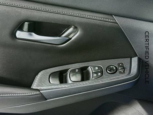 Certified 2024 Nissan Sentra SV FWD image 18