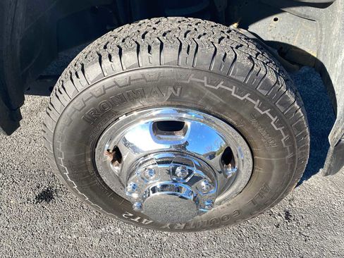 Used 2022 RAM 3500 Tradesman w/ Chrome Appearance Group image 53