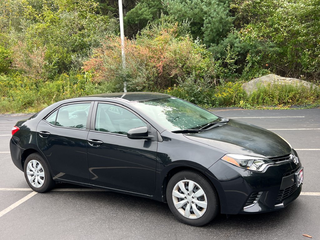 Used 2016 Toyota Corolla LE FWD image 33