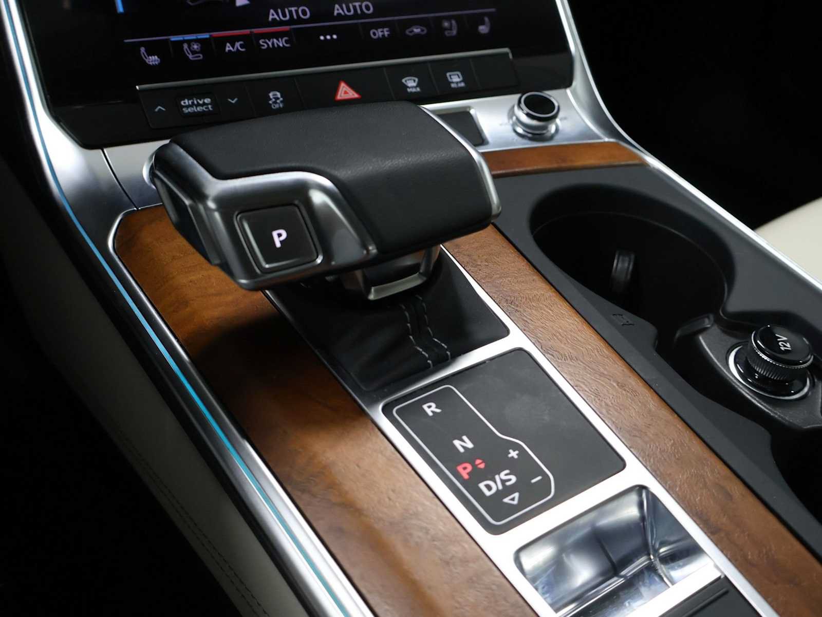 Used 2023 Audi A6 Premium Plus w/ Premium Plus Package AWD/4WD image 27