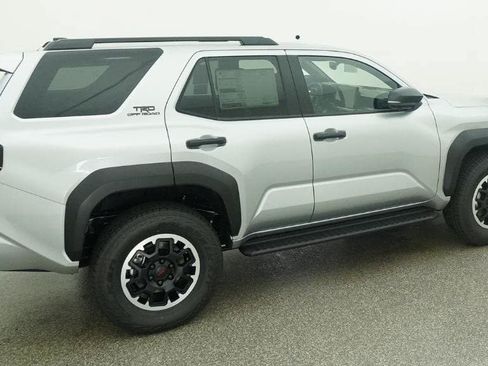 Certified 2026 Toyota 4Runner TRD Off-Road Premium AWD/4WD image 10