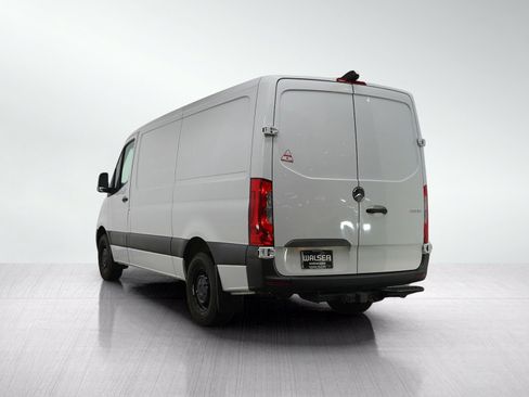Used 2021 Mercedes-Benz Sprinter 2500 image 3