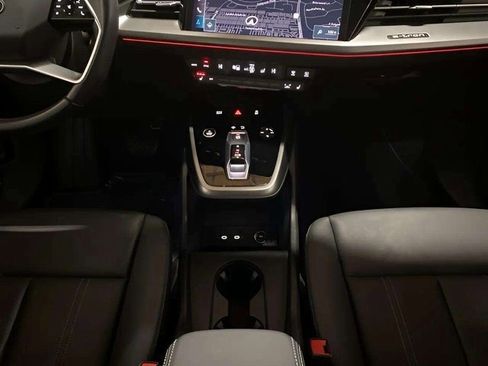 Used 2024 Audi Q4 e-tron Premium Plus w/ Premium Plus image 12