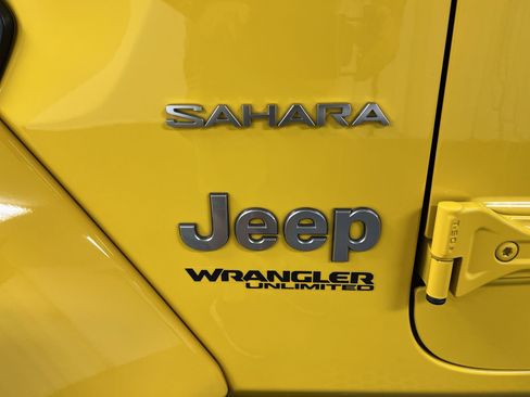 Used 2019 Jeep Wrangler Unlimited Sahara image 67