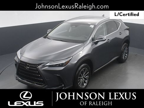Used 2025 Lexus NX 250 FWD w/ Towing Package (2000 Lbs) image 16