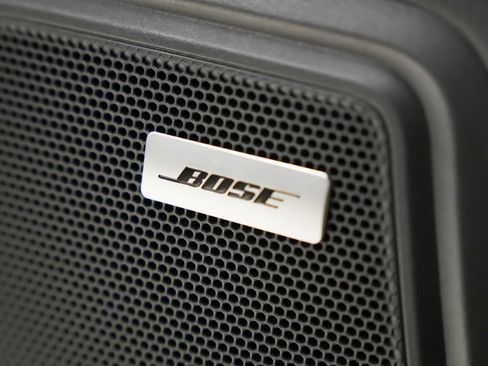 New 2026 Porsche Macan Turbo image 17