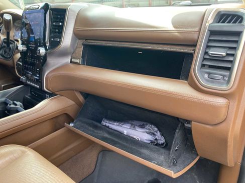 Used 2019 RAM 2500 Limited AWD/4WD image 31