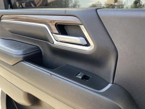 Used 2024 Chevrolet Silverado 3500 LT w/ Convenience Package image 35