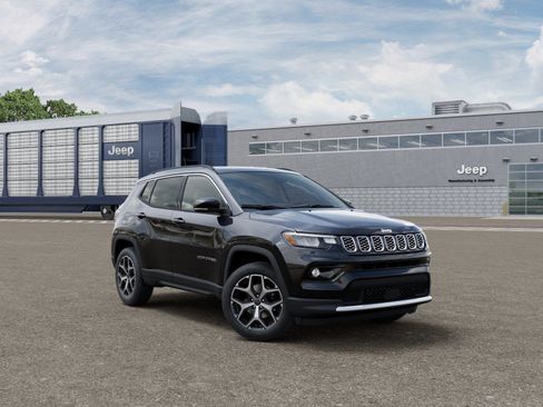 New 2026 Jeep Compass Limited image 5