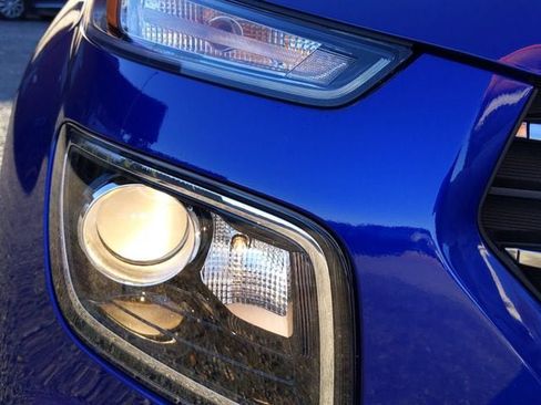 Used 2021 Hyundai Venue SEL FWD image 9