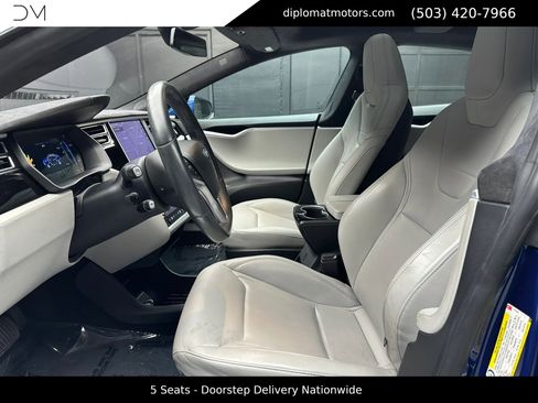Used 2015 Tesla Model S 85 image 18