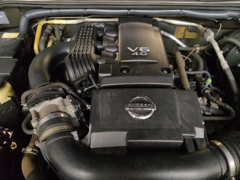 Used 2017 Nissan Frontier SV w/ SV Value Truck Package image 30