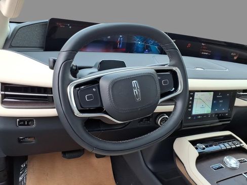 New 2027 Lincoln Navigator Reserve w/ Jet Appearance Package AWD/4WD image 22