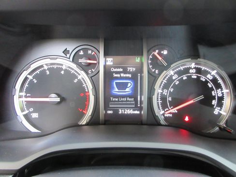 Used 2023 Toyota 4Runner Limited AWD/4WD image 38