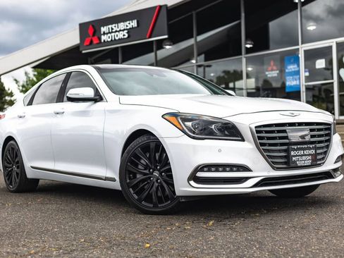 Used 2019 Genesis G80 5.0 Ultimate RWD image 1