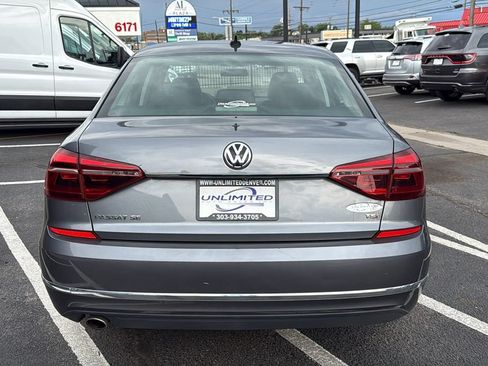Used 2018 Volkswagen Passat 2.0T SE FWD image 4