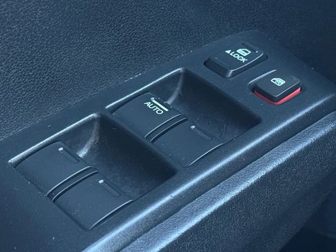 Used 2011 Honda Fit Sport image 20