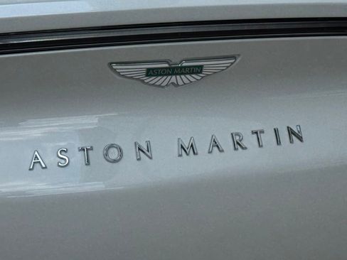 Used 2025 Aston Martin DBX 707 image 21