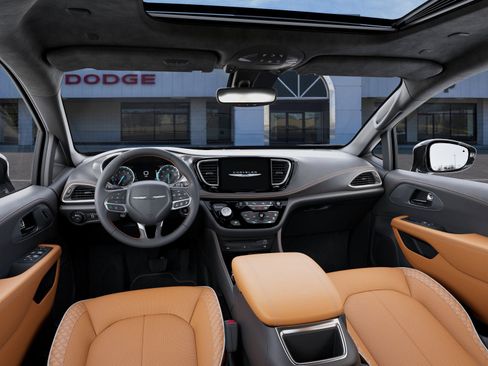 New 2026 Chrysler Pacifica Pinnacle FWD image 44
