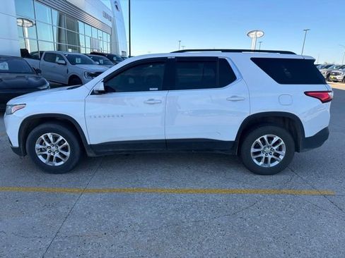 Used 2020 Chevrolet Traverse LT AWD/4WD image 3