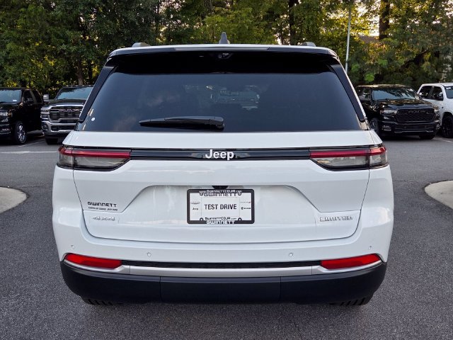 New 2027 Jeep Grand Cherokee Limited AWD/4WD image 7