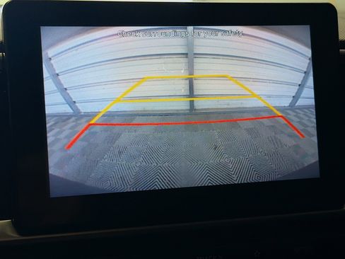 Used 2021 Hyundai Venue SE FWD image 16