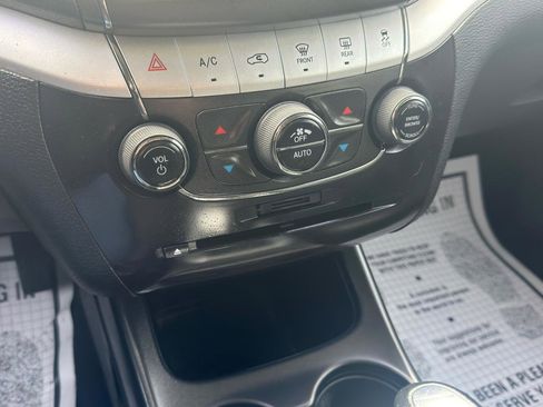 Used 2012 Dodge Journey R/T w/ Flexible Seating Group image 23