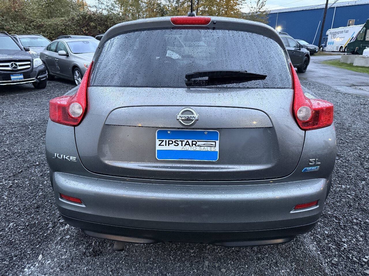 Used 2012 Nissan Juke SL FWD image 4