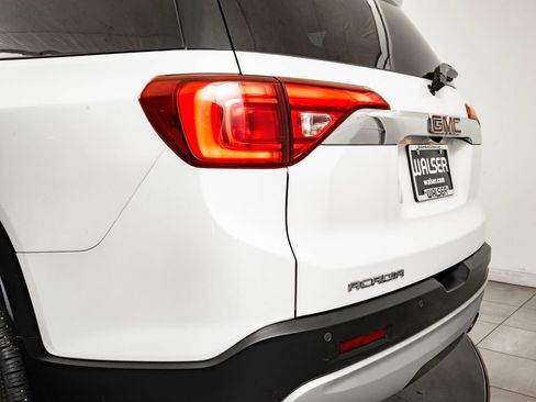 Used 2019 GMC Acadia SLT FWD image 19