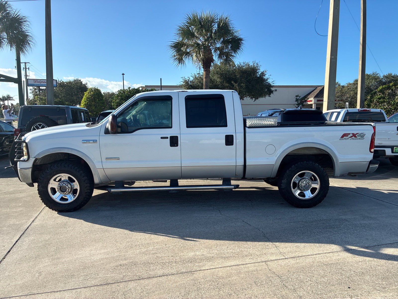 Used 2005 Ford F250 Lariat AWD/4WD image 2