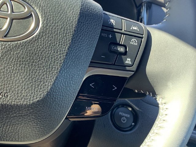 Used 2026 Toyota Camry SE FWD image 23