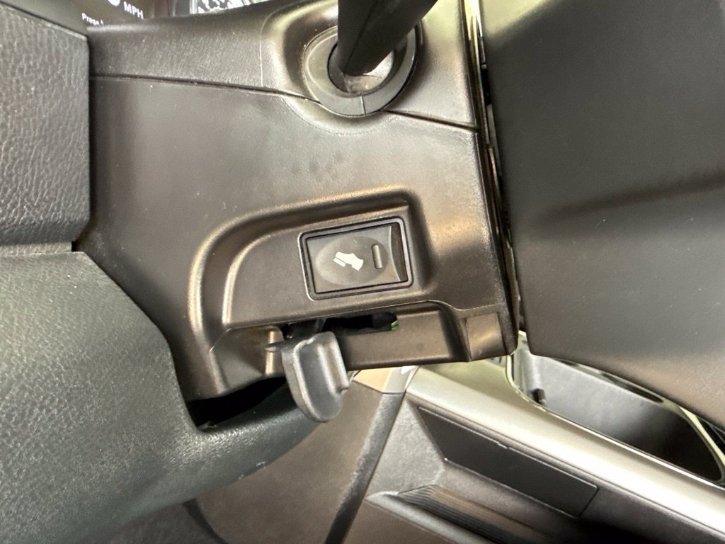 Used 2016 RAM 1500 Sport w/ Remote Start & Security Group AWD/4WD image 22