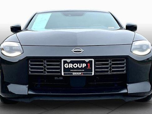 Certified 2024 Nissan Z Performance w/ Floor Mat Package RWD image 4