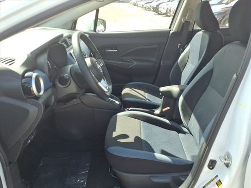New 2025 Nissan Versa SV w/ Trunk Package image 27