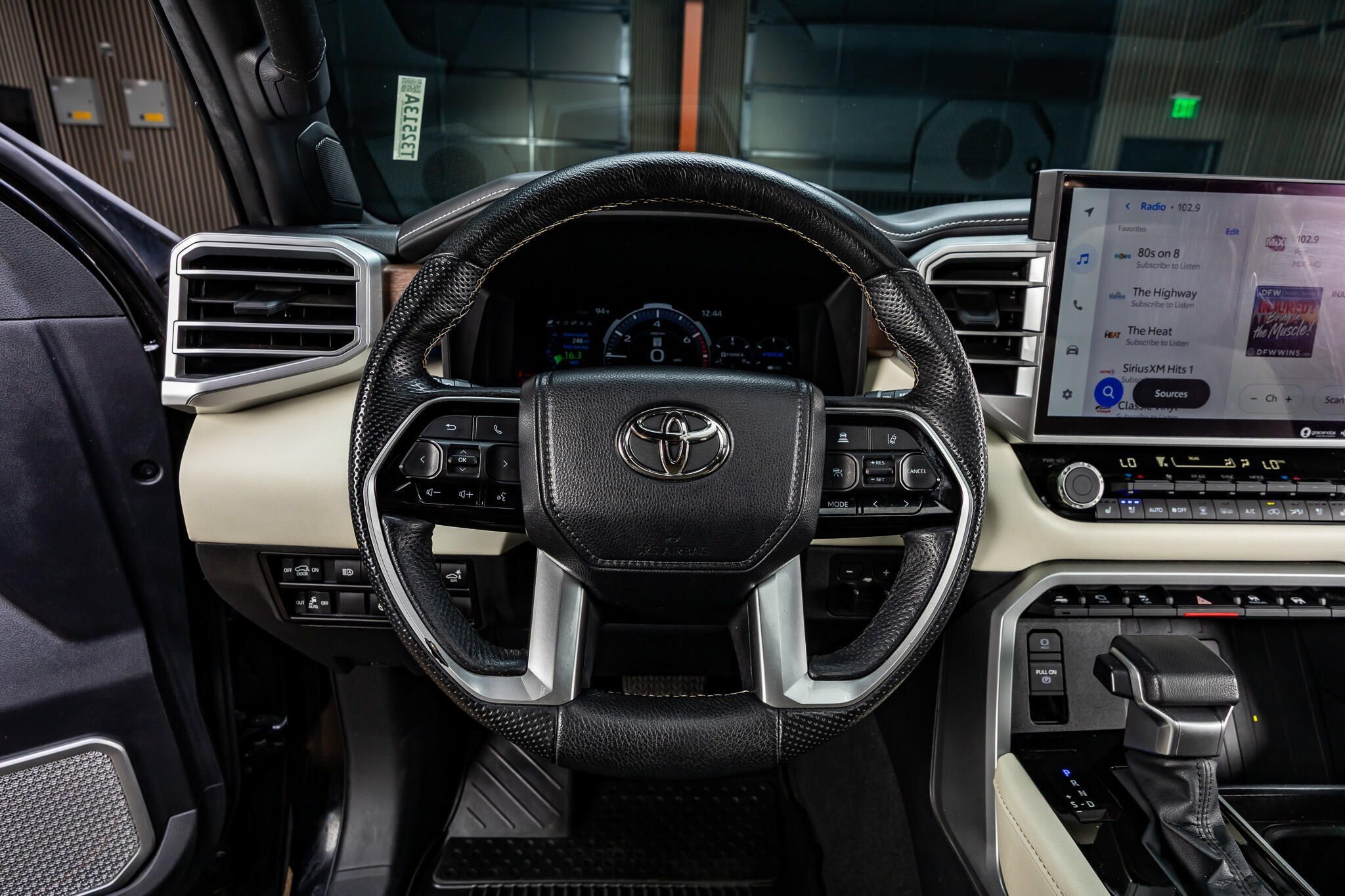 Used 2023 Toyota Sequoia Capstone AWD/4WD image 19