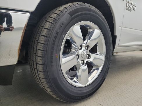 Used 2019 RAM 1500 Big Horn w/ Rambox Value Package AWD/4WD image 31