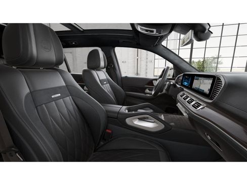 New 2026 Mercedes-Benz GLS 63 AMG 4MATIC image 4