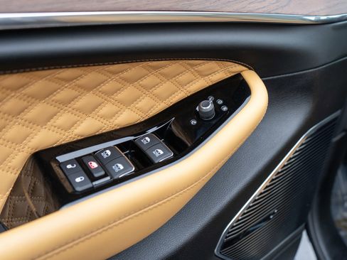 Used 2024 Jeep Grand Cherokee Summit w/ Adv Protech Group IV image 16