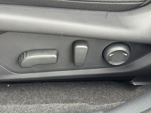 New 2026 Subaru Crosstrek 2.5i Limited w/ Crosstrek Mirror Package image 13