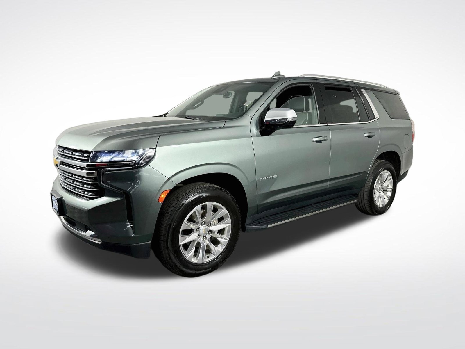 Used 2024 Chevrolet Tahoe Premier AWD/4WD image 4