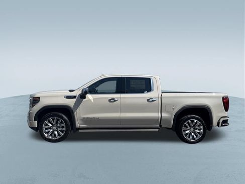 New 2026 GMC Sierra 1500 Denali w/ Denali Reserve Package AWD/4WD image 5