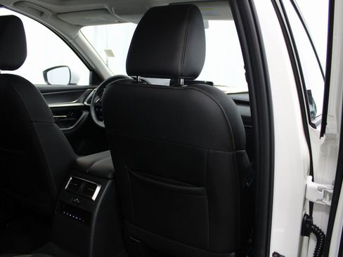 Used 2024 MAZDA CX-90 Plug-In Hybrid w/ Premium Pkg image 31